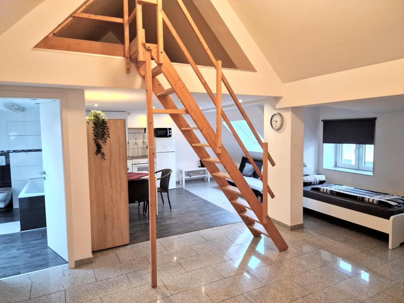 Work & Stay In Kleve Iiii Luaran gambar
